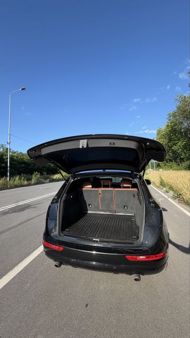 Продам Audi Q5 2012