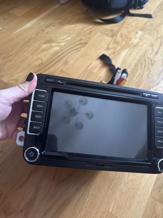 Штатна магнітола на vw passat b 7 америка