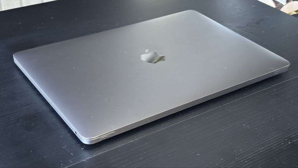 Apple Macbook Pro 13" 2017 16/256 gb (Intel)