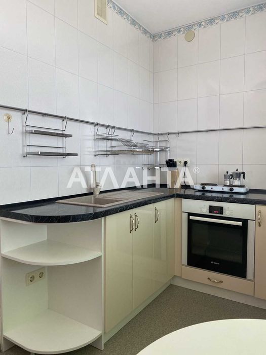 2 комн. с "евроремонтом" возле моря