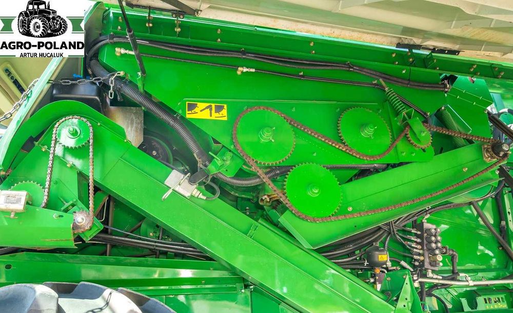 Комбайн зернозбиральний JOHN DEERE W 550 - 2981 м/г - 5,5 м - 2011 рік