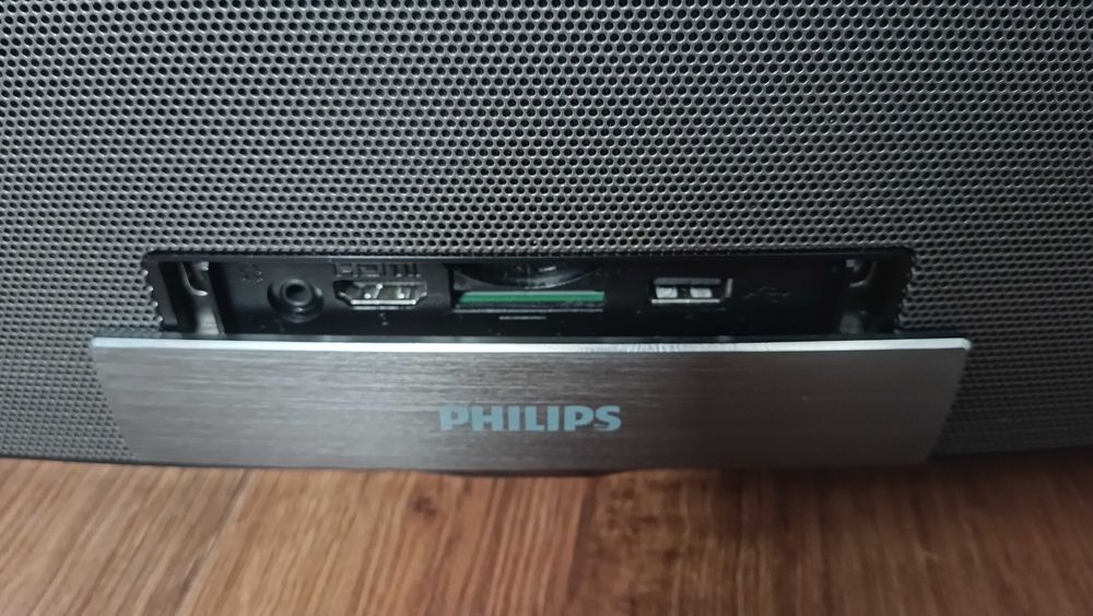 Smart Projektor 3D Philips Screeneo 1590 - ultrashort 100 cali z 45cm