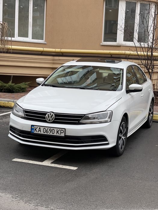 Продам volkswgen jetta 2017 1.4 бензин
