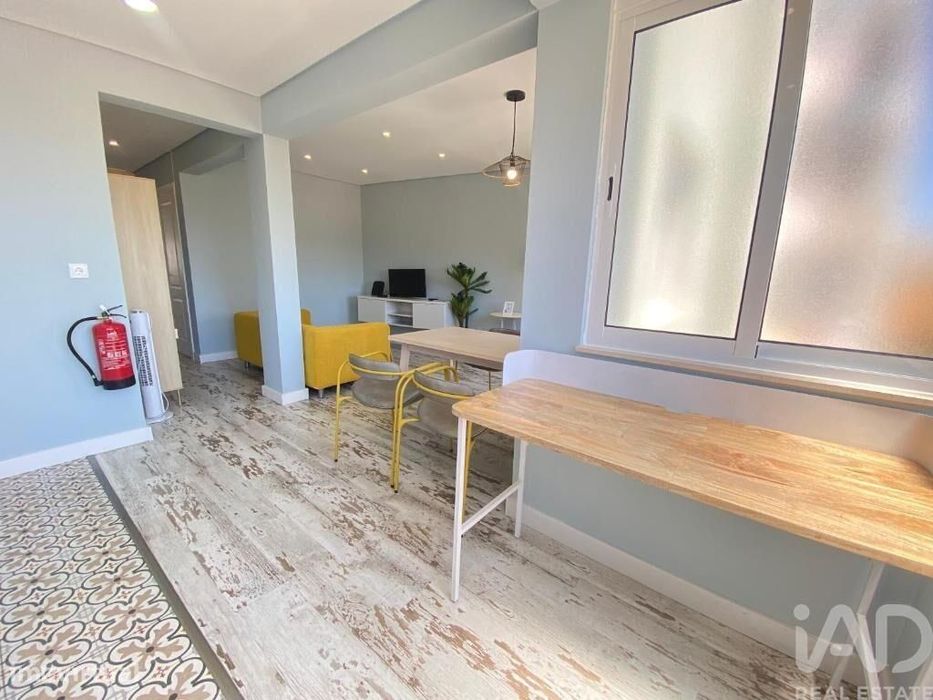 Apartamento T2 em São Sebastião