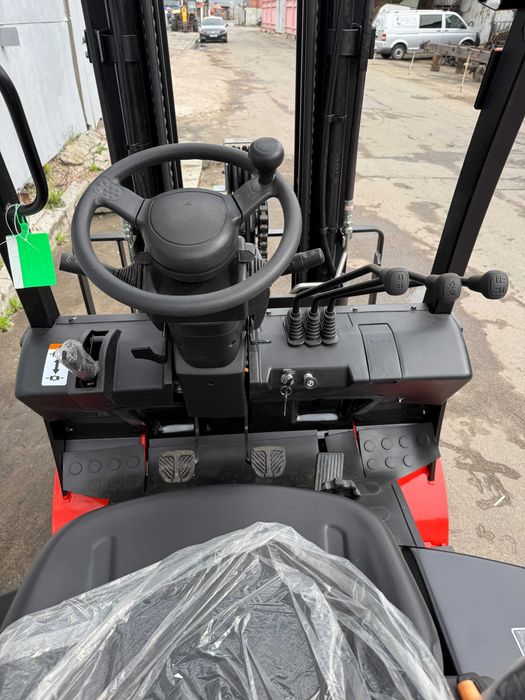 Новий вилочний навантажувач 4.8м/1.8т EP 18T8 бок.зміщення гарантія 2р