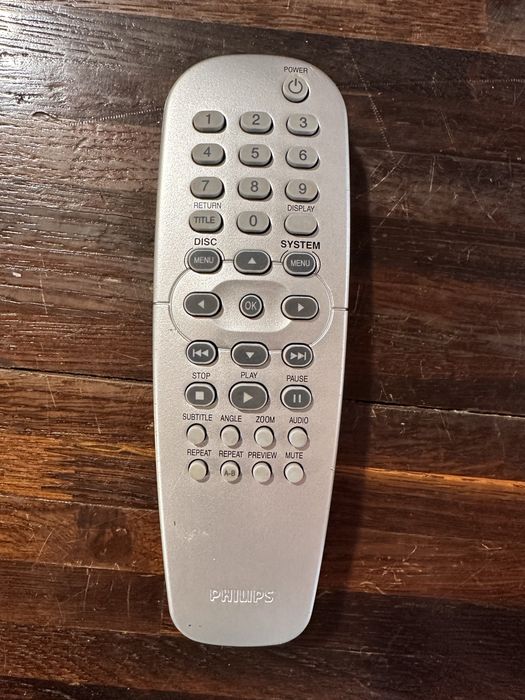 Пульт PHILIPS продам