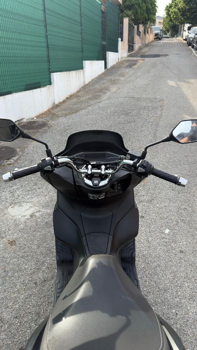 Vendo HONDA PCX 2021
