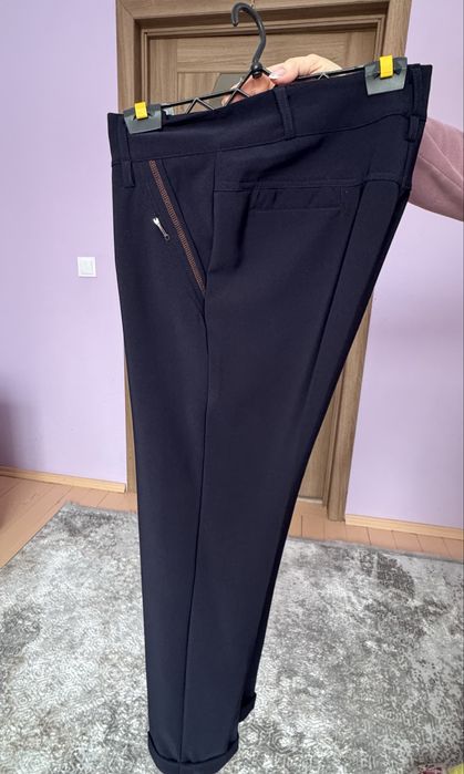 Класичні штани на кант