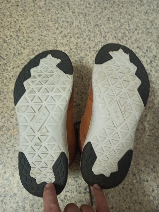 Кожані черевики водонепроникні teva