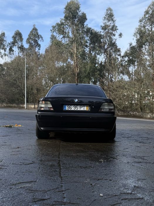 BMW E38 728i Manual LCI