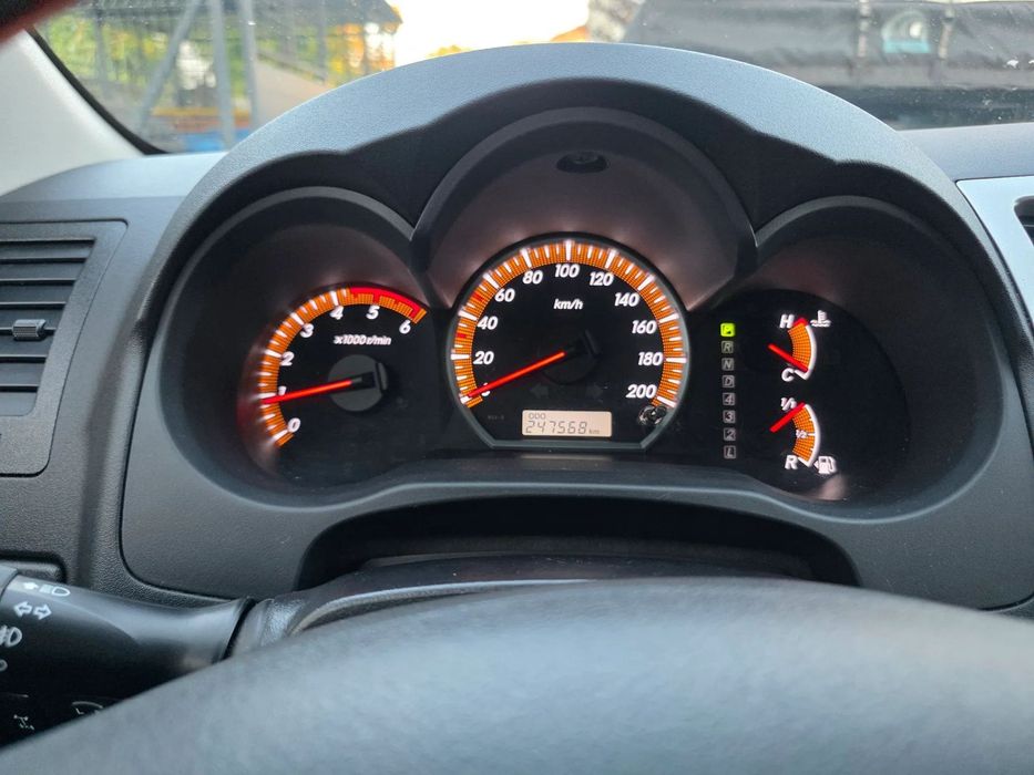 Toyota Hilux Toyota Hilux 2015 – 3.0 R