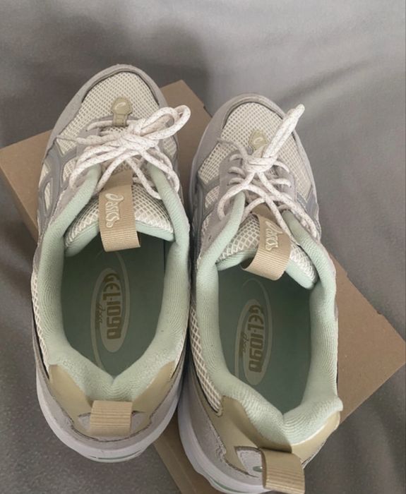 ASICS SNEAKERSY GEL-1090V2  44-28.5 cm