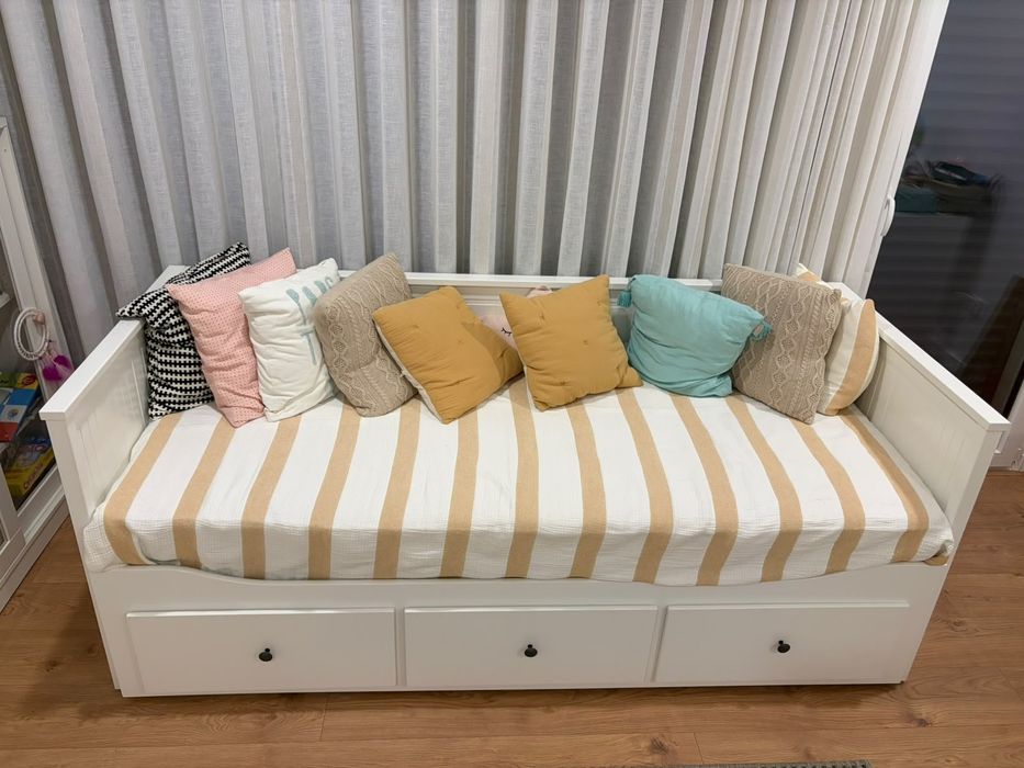 Cama hemnes como nova