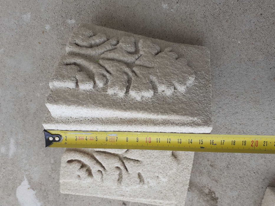 sztukateria zewnętrzna, element ozdobny okna drzwi