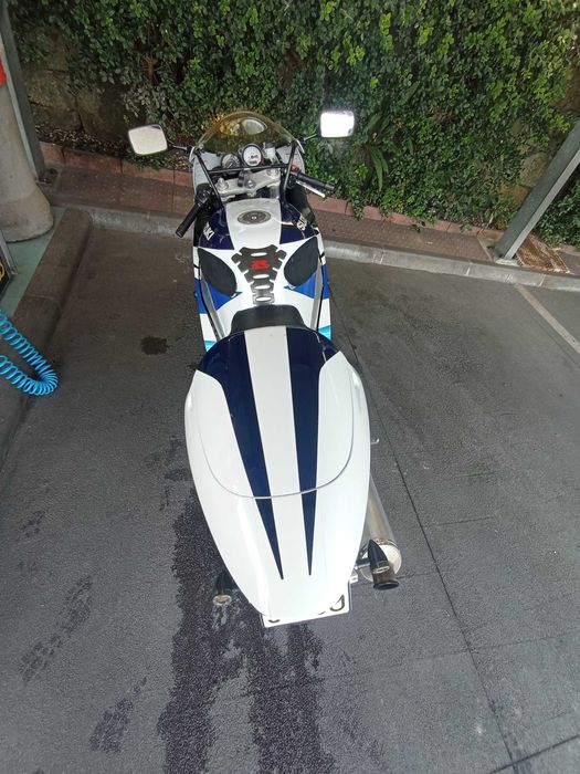 Suzuki GSXR 750 injeção