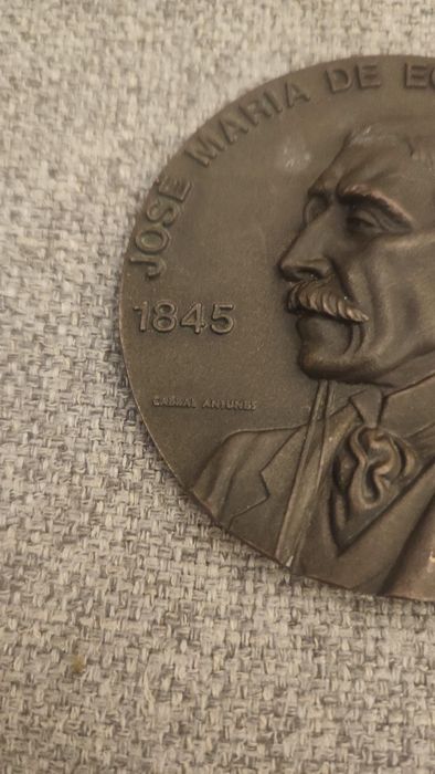Medalha Eça de Queiróz