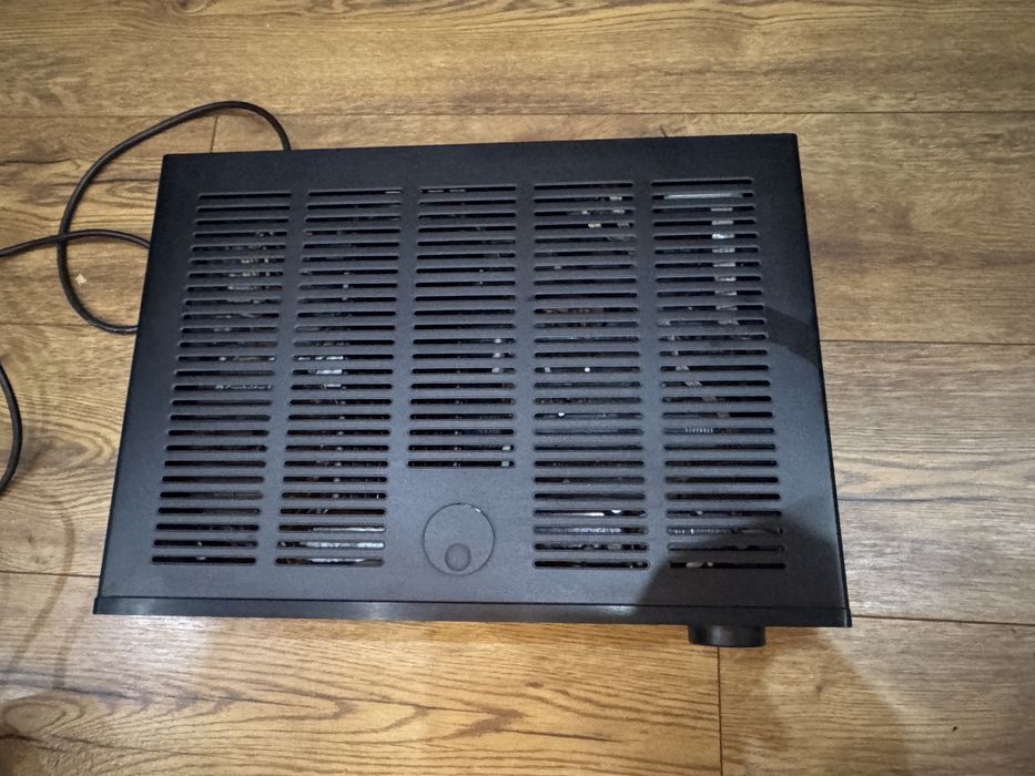 Amplituner Cambridge Audio