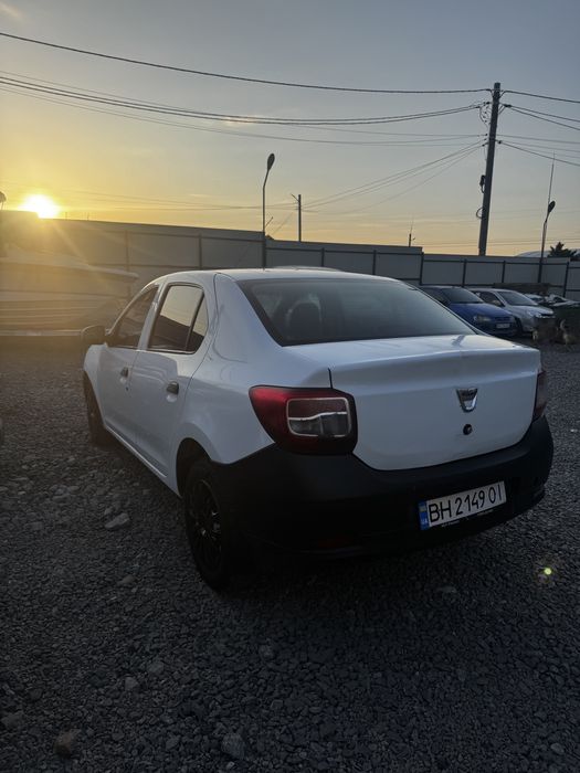 Продам Dacia Logan 2016 год 1.2л Газ-бензин