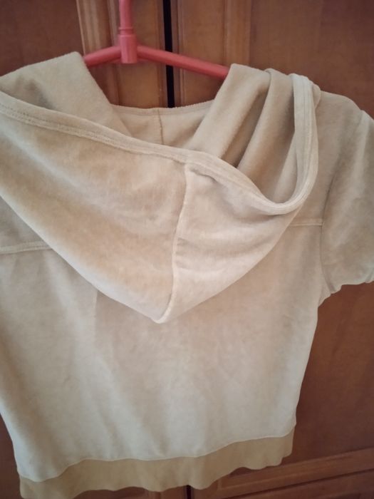 Kamizelka dziewczęca kolor beż.