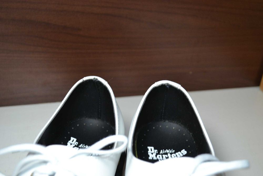 dr. martens vegan 40р туфли белые оригинал