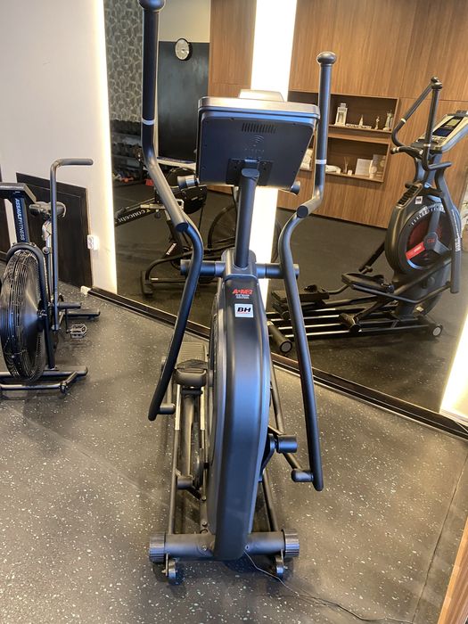 Bicicleta elitica BH