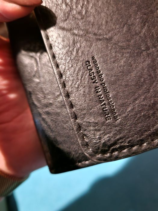 Sprzedam elegancki portfel damski