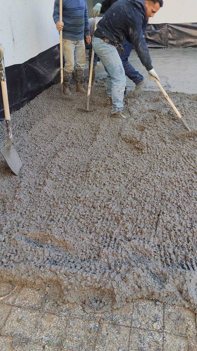 Faço  trabalhos renovação de casa e limpeza de terrenos
