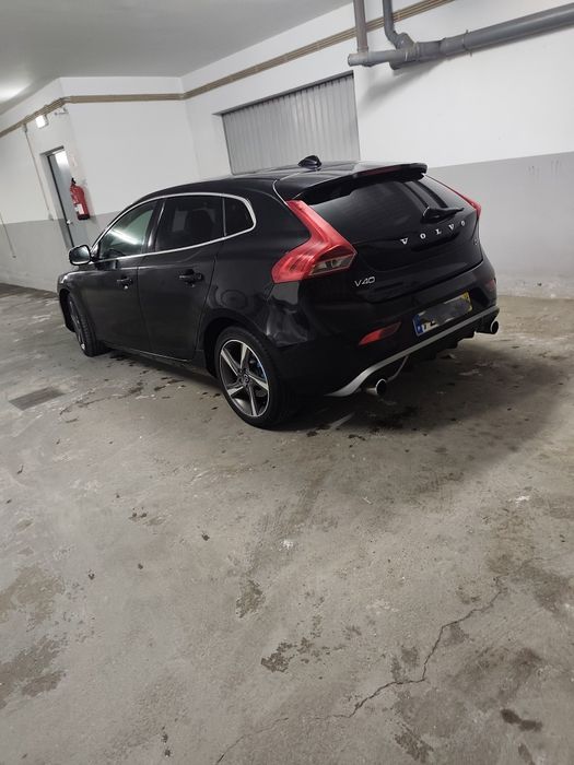 Volvo v40 D4 190cv