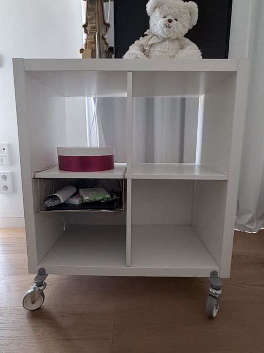 Estante branca  KALLAX Ikea