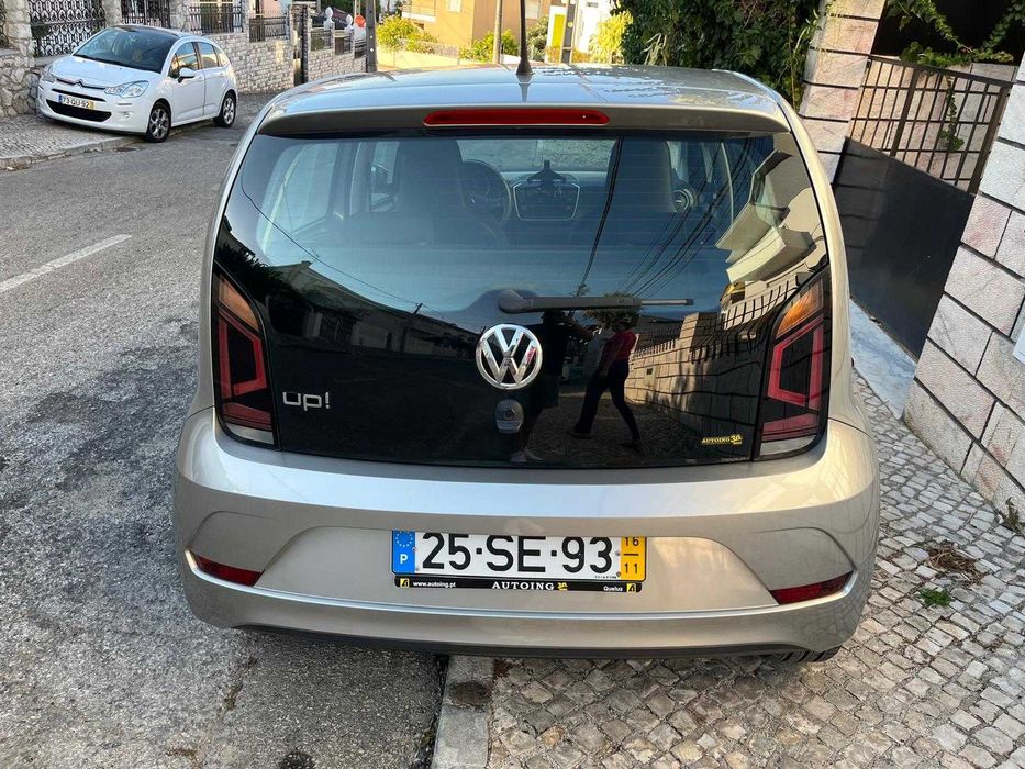 VW Up 2016  83.000 Km Bluetooth