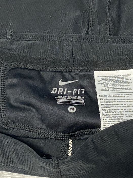 Спортивні лосіни / лосини NIKE