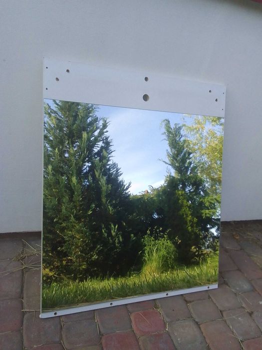 Lustro 65x65 na płycie meblowej