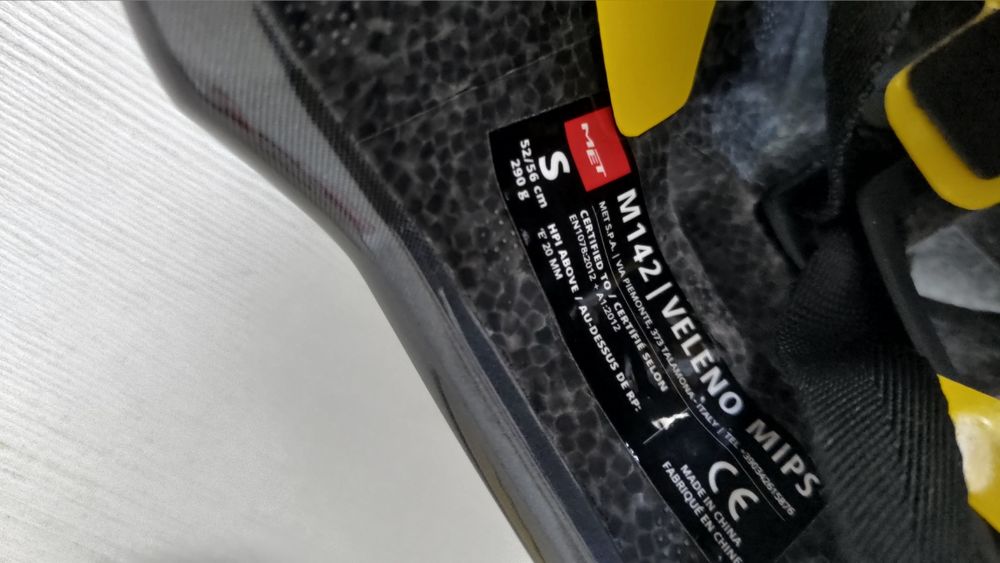 kask MET veleno mips okazja