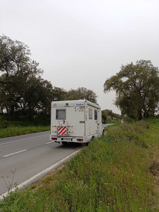 Autocaravana para 5 Pessoas. bem equipada