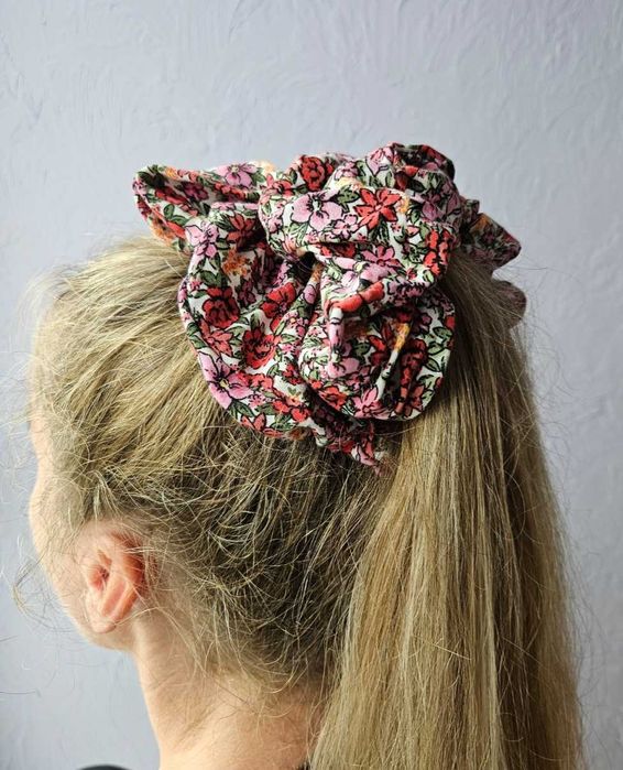 Scrunchie w kwiatki