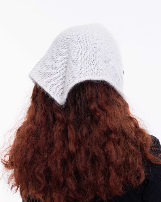 В'язана вручну хустка з мохеру - Тепла, легка, натуральна - 24 кольори