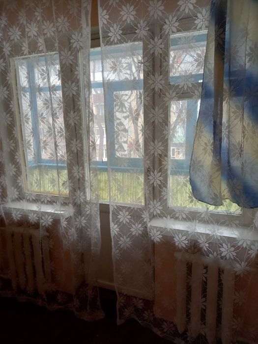 здам 1-ю в центре р-нВала без мебели 2єт5єт