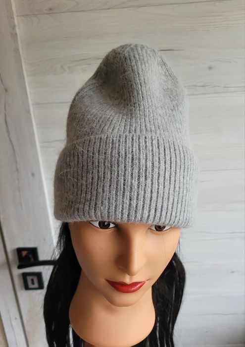 Ciepła czapka z angorą beanie jasnoszara