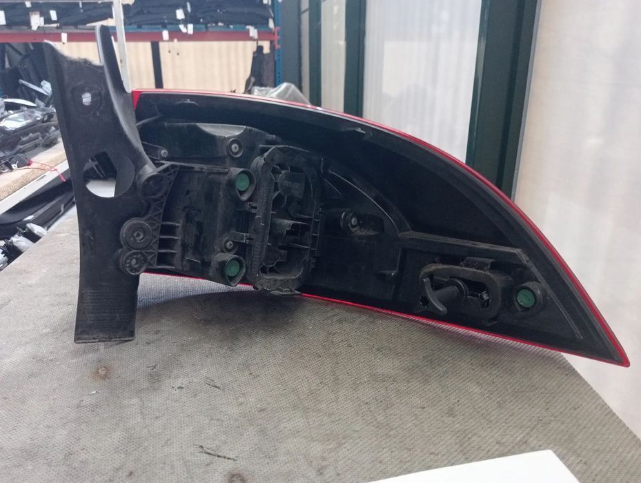 Farolim stop painel esquerdo Renault Clio IV SW 12 - / 265551445R