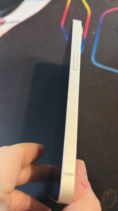 Iphone 13 bom estado