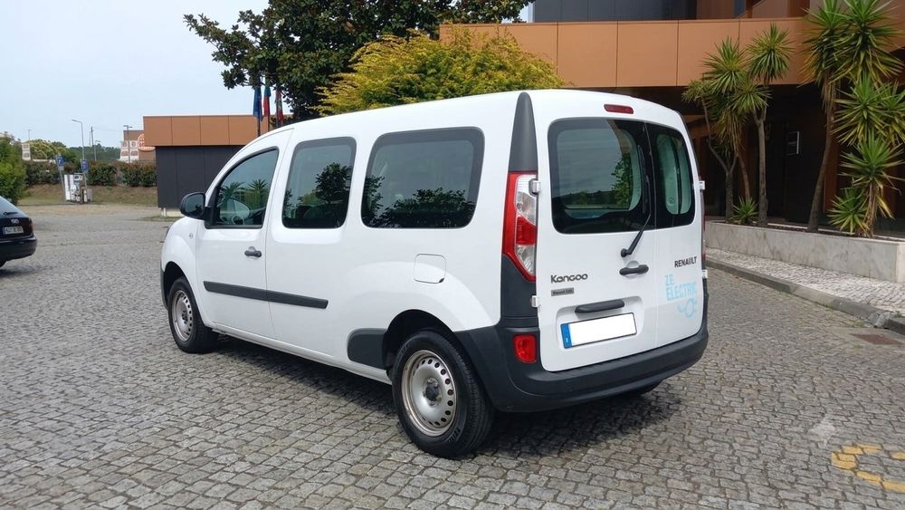 Renault Kangoo Maxi ZE 33KWh 5 lugares