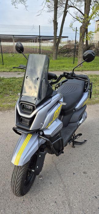 Економний Потужний 3000w  SokMoto ADV LITHIUM 72V 45ah Вартість 100 км пробігу 22 грн