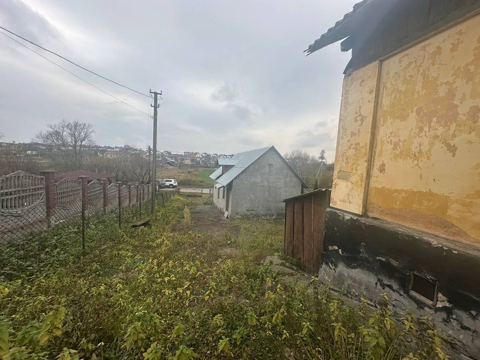 Продаж 2-кім. будинку 80 м.кв. Зубра