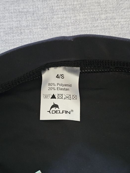 Kąpielówki męskie sportowe czarne szybkoschnące slipy basen plaża Size S