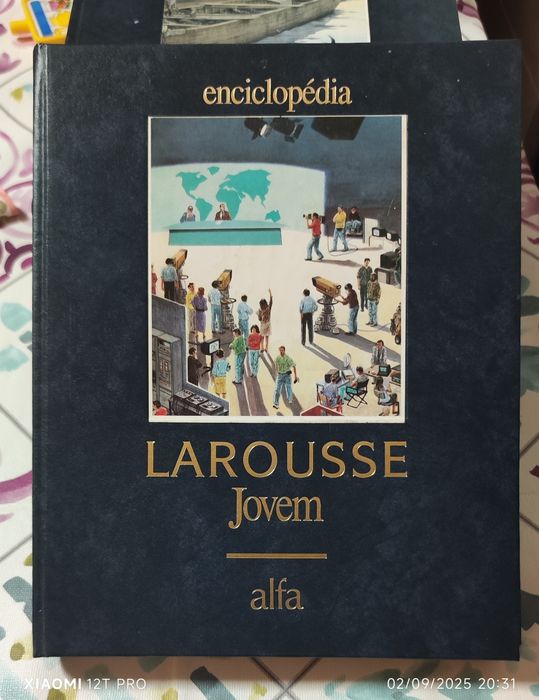 Enciclopédia Larousse