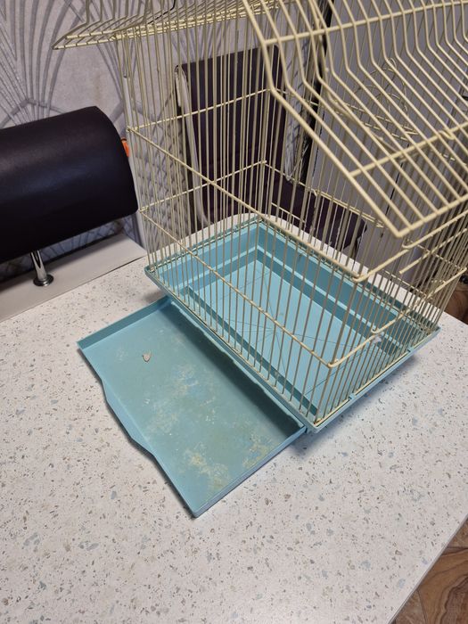 Клітка для тварин, попугаїв