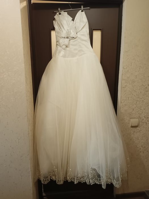 платье свадебное или на перешив