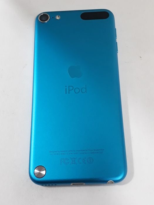 Apple iPod A1421  (64gb)