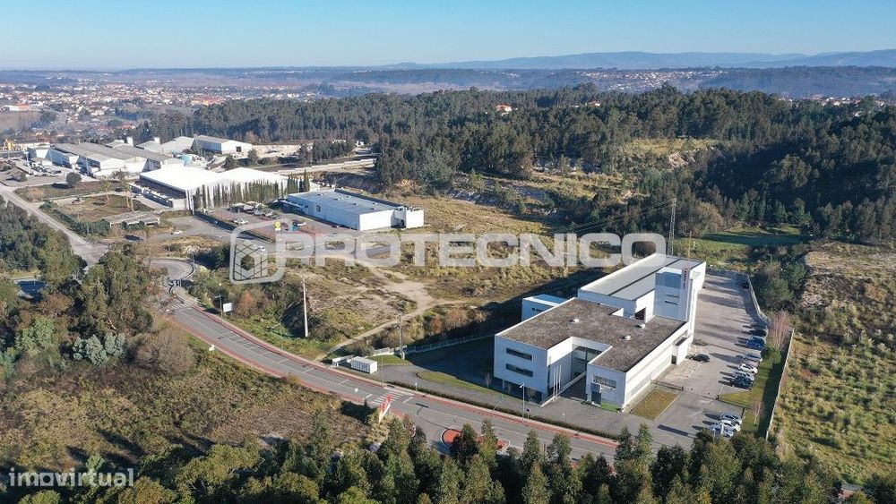 Terreno industrial c/ 22.600m2 - Oliveira do Bairro