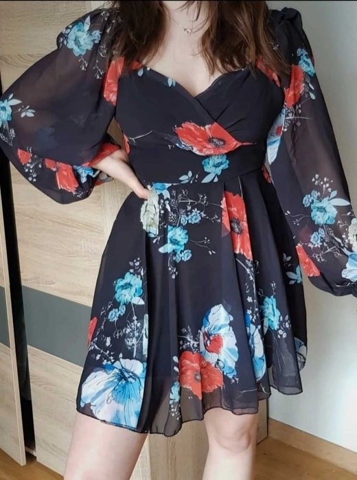 Przepiękna sukienka. RABAT na Święta tylko do środy.